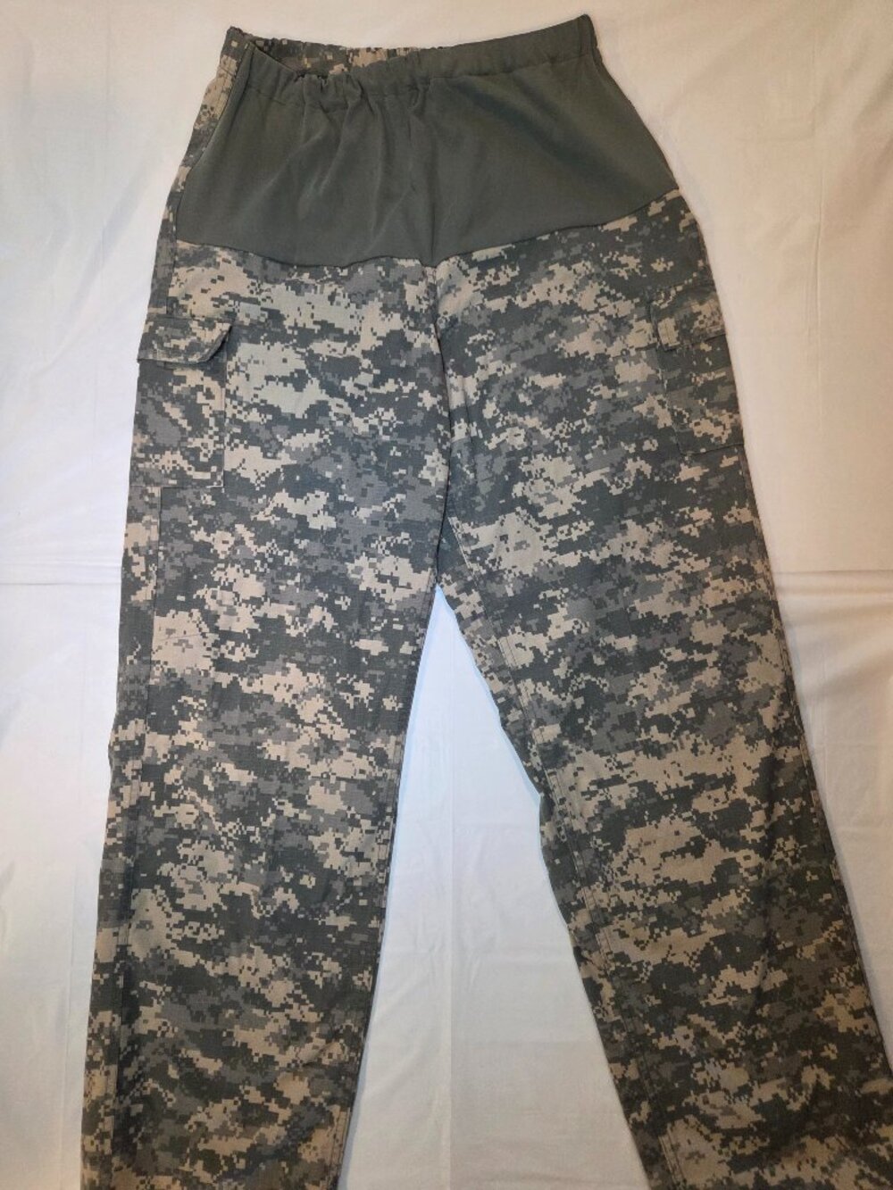 Maternity Camo Cargo Pants - Woolrich US Military Camo Maternity Cargo 16R